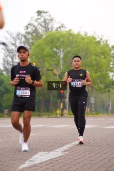 Runner Photo 3292476