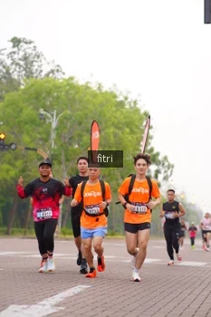 Runner Photo 3292503