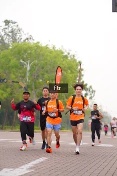 Runner Photo 3292520