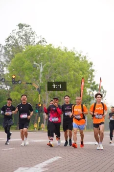 Runner Photo 3292548