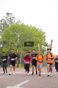 Runner Photo 3292596