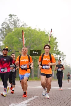 Runner Photo 3292600
