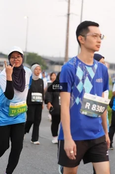 Runner Photo 3292631