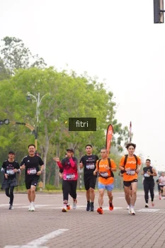 Runner Photo 3292665