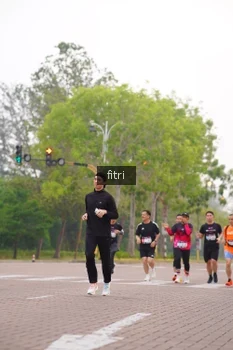 Runner Photo 3292729