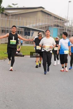 Runner Photo 3293127