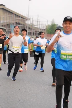 Runner Photo 3293134