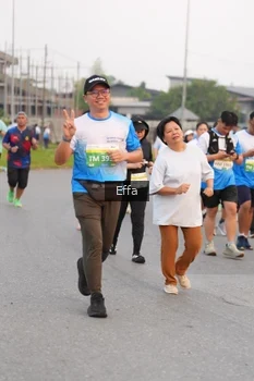 Runner Photo 3293599