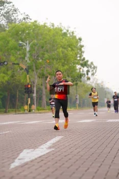 Runner Photo 3293602