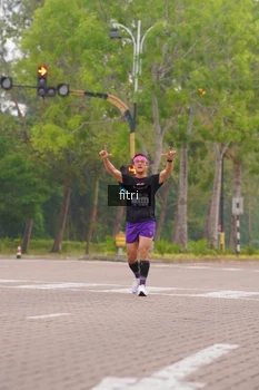 Runner Photo 3293836