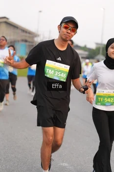 Runner Photo 3293938