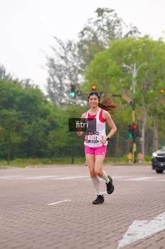 Runner Photo 3294006