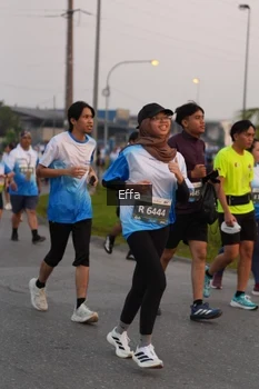 Runner Photo 3294081