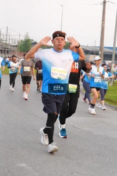 Runner Photo 3294100