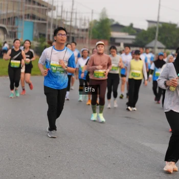 Runner Photo 3294217