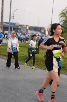Runner Photo 3294398