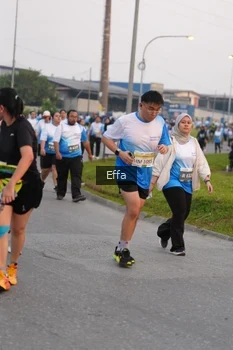 Runner Photo 3294439
