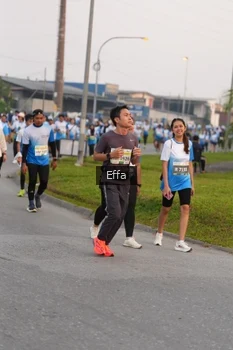 Runner Photo 3294568