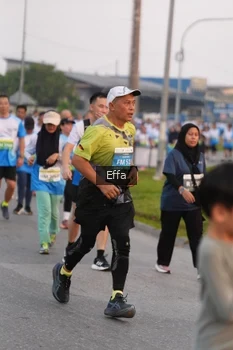 Runner Photo 3295033
