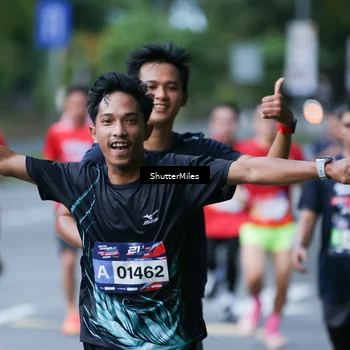 Runner Photo 32953