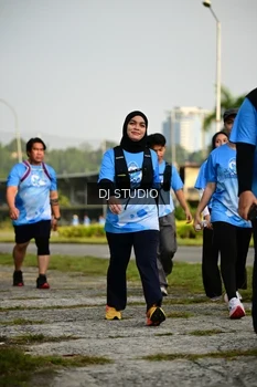 Runner Photo 3295595