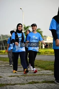 Runner Photo 3295768