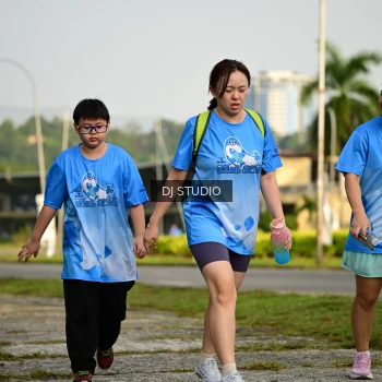 Runner Photo 3296172