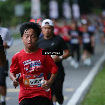 Runner Photo 32978