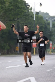 Runner Photo 3298148