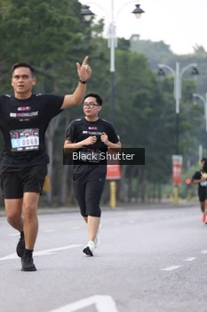 Runner Photo 3298200