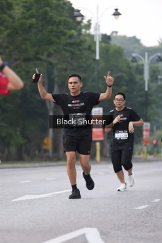 Runner Photo 3298311