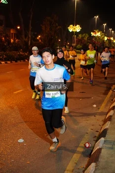 Runner Photo 3298654