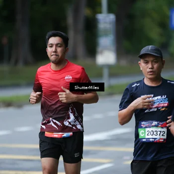 Runner Photo 33007