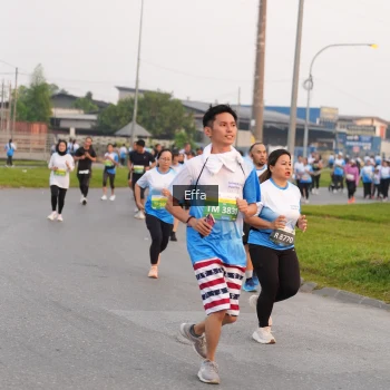 Runner Photo 3301142