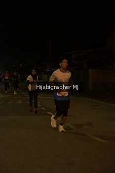 Runner Photo 3302145