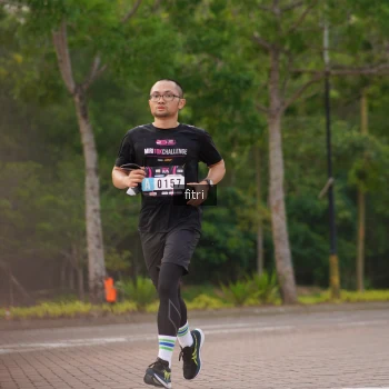 Runner Photo 3302245