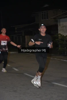 Runner Photo 3302248