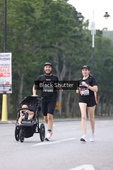 Runner Photo 3302349