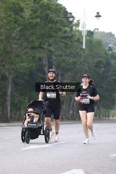 Runner Photo 3302384