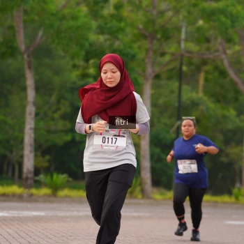Runner Photo 3303791