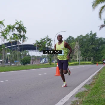 Runner Photo 3304434