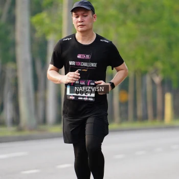 Runner Photo 3304855