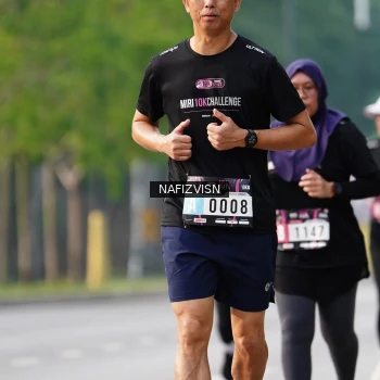 Runner Photo 3305011