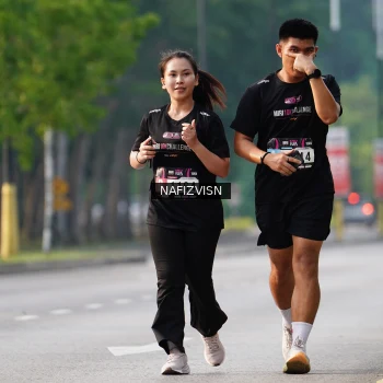 Runner Photo 3305197