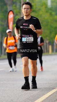 Runner Photo 3305403