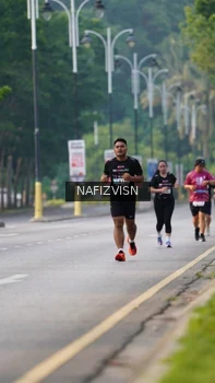 Runner Photo 3305797