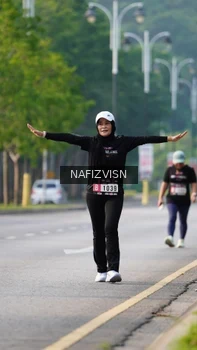 Runner Photo 3306402