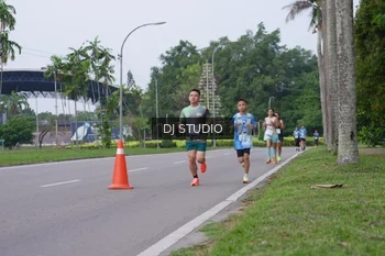Runner Photo 3306707