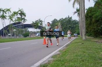 Runner Photo 3306862