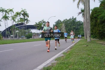 Runner Photo 3306983